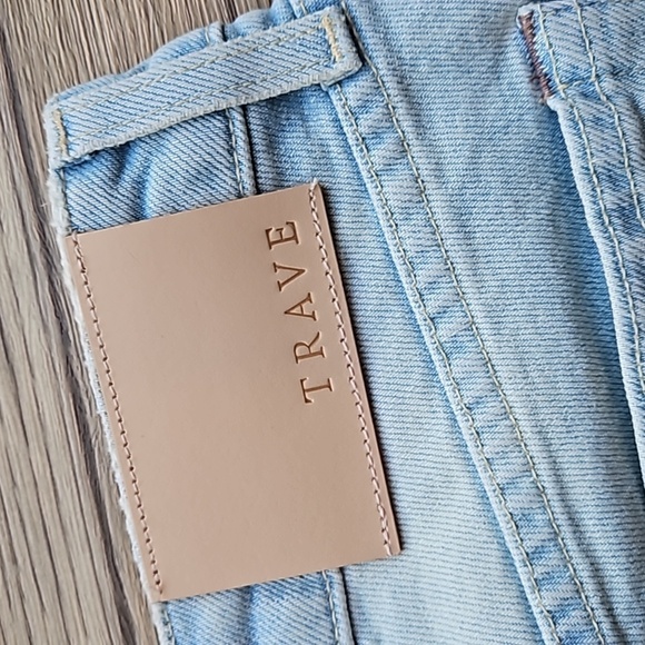 Trave Light Wash Sophie Low Rise Slim Cropped Jeans 26 NWT - Picture 8 of 10